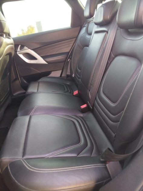 Citroën DS5 So Chic 200ch · berline essence · toit ouvrant · cuir · jantes 18 · Crit'Air 1 · Bordeau