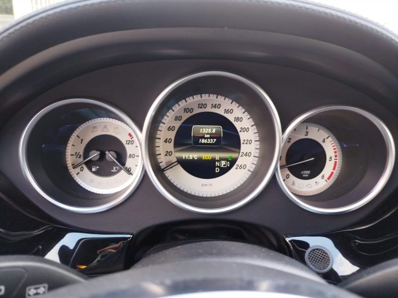 Mercedes CLS Shooting Brake · 350 CDI · 265ch · 4MATIC · break luxe · Bordeaux