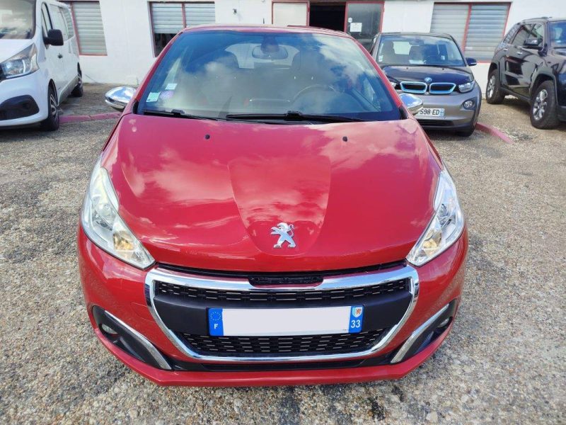 PEUGEOT 208 GTI 1,6THP 200 CV MAI 2013