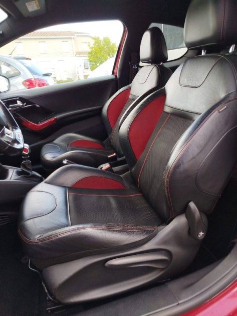 PEUGEOT 208 GTI 1,6THP 200 CV MAI 2013