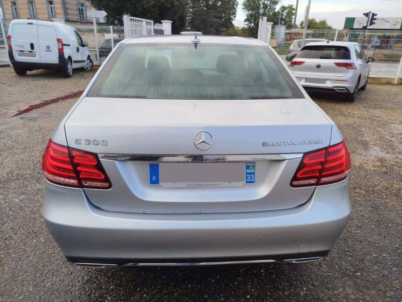 MERCEDES CLASSE E 300 BLUETEC HYBRID SPORTLINE 7G-TRONIC PLUS 2013