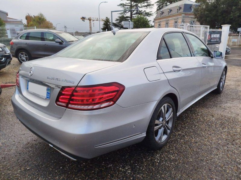MERCEDES CLASSE E 300 BLUETEC HYBRID SPORTLINE 7G-TRONIC PLUS 2013