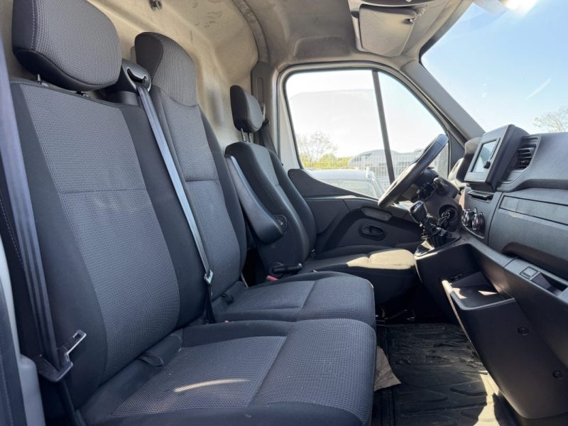 RENAULT MASTER III F3500 L2H2 2.3 DCI 135 CV - GARANTIE 12 mois - GRAND CONFORT - PRIX HT