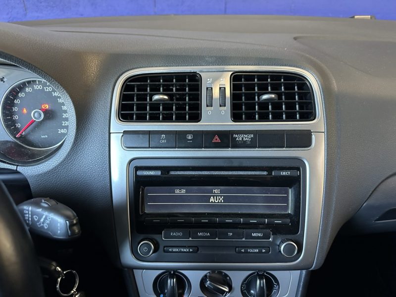 VOLKSWAGEN  POLO 1.2L TSI 105 CH BVM LIFE  2013