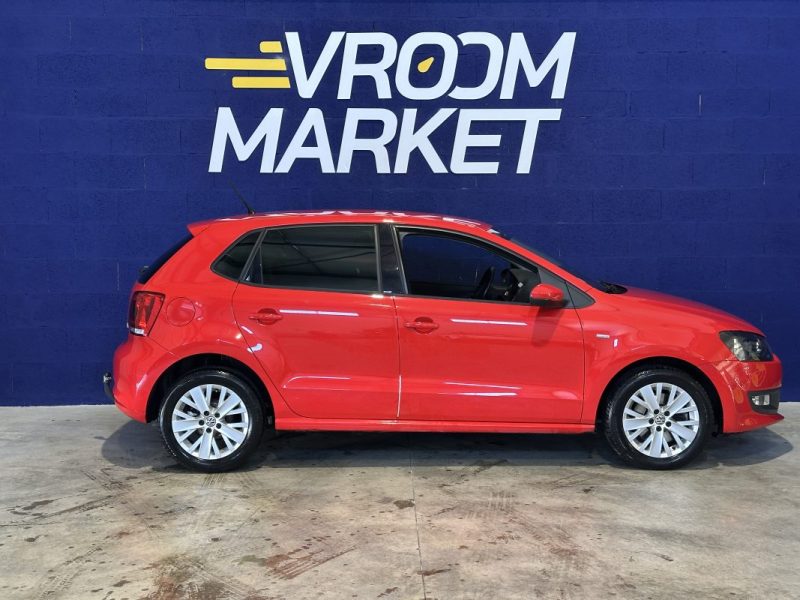 VOLKSWAGEN  POLO 1.2L TSI 105 CH BVM LIFE  2013
