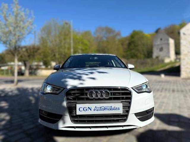 AUDI A3 1.6 TDI SPORTBACK 110CH ULTRA  ATTRACTION / GPS  2015