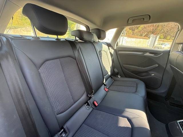 AUDI A3 1.6 TDI SPORTBACK 110CH ULTRA  ATTRACTION / GPS  2015