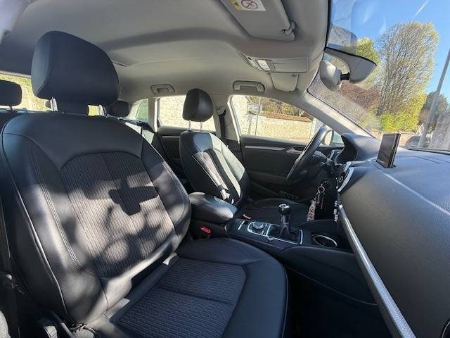 AUDI A3 1.6 TDI SPORTBACK 110CH ULTRA  ATTRACTION / GPS  2015