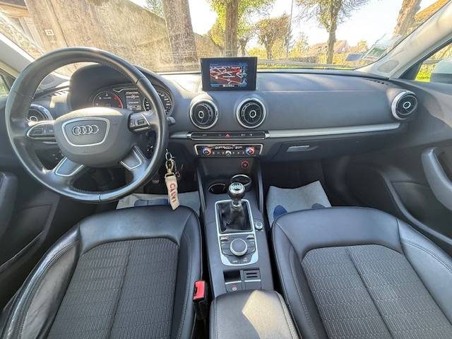 AUDI A3 1.6 TDI SPORTBACK 110CH ULTRA  ATTRACTION / GPS  2015