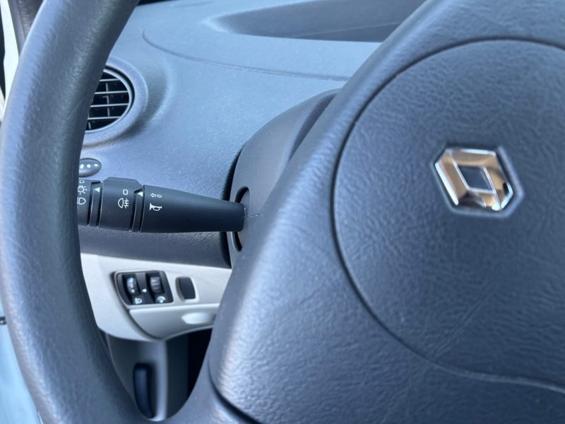 RENAULT TWINGO II 1.5 DCI 65 GENERIQUE SOCIETE 2008