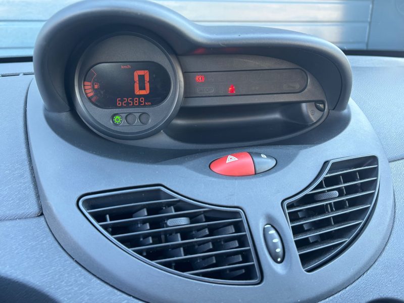 RENAULT TWINGO II 1.5 DCI 65 GENERIQUE SOCIETE 2008