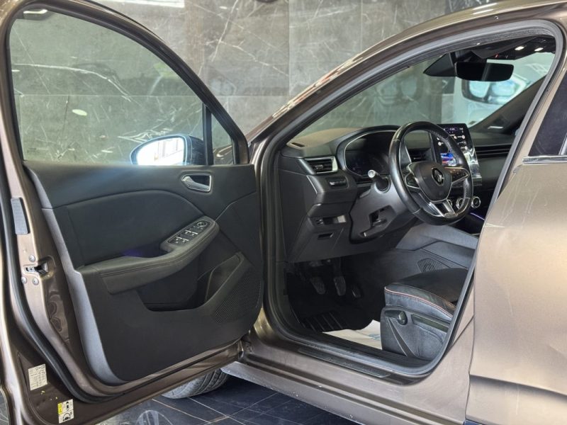 RENAULT CLIO V 1.0 TCE 100CH INITIALE PARIS 2020