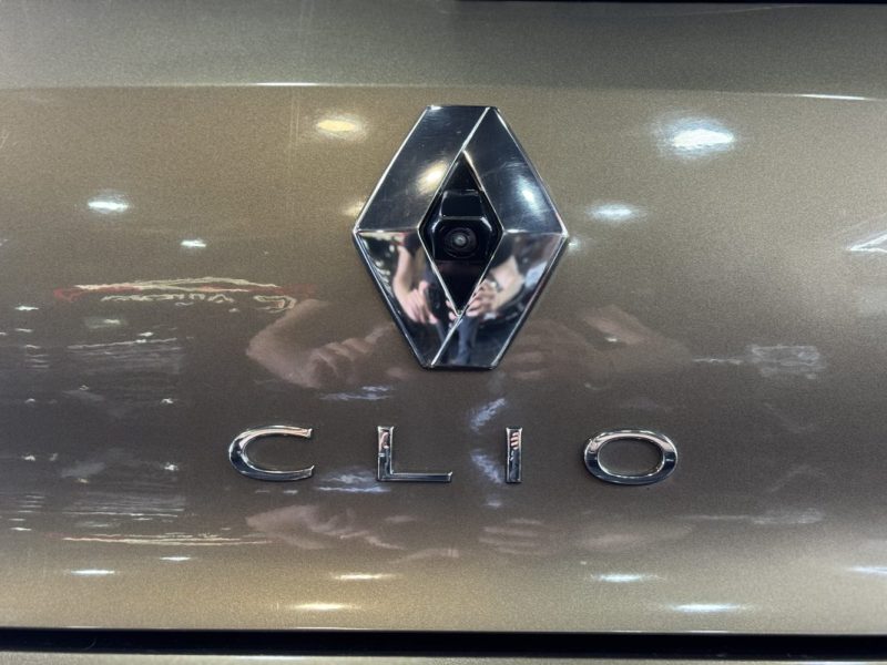 RENAULT CLIO V 1.0 TCE 100CH INITIALE PARIS 2020