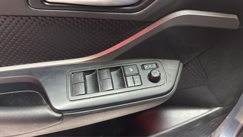 TOYOTA C-HR SUV PHASE 2 SUV HYBRIDE 122cv DYNAMIC BUSINESS/1 ERE MAIN/TVA RECUPERABLE