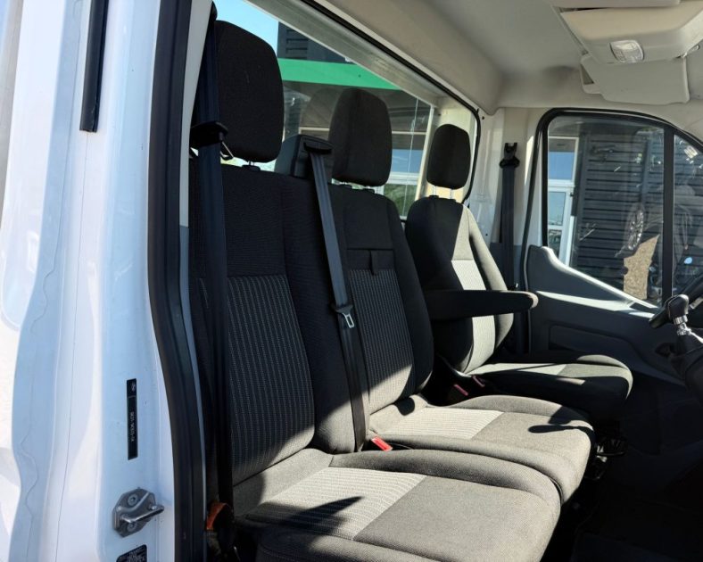 FORD TRANSIT 2.0 TDCI 130CH TREND PORTE VOITURE 