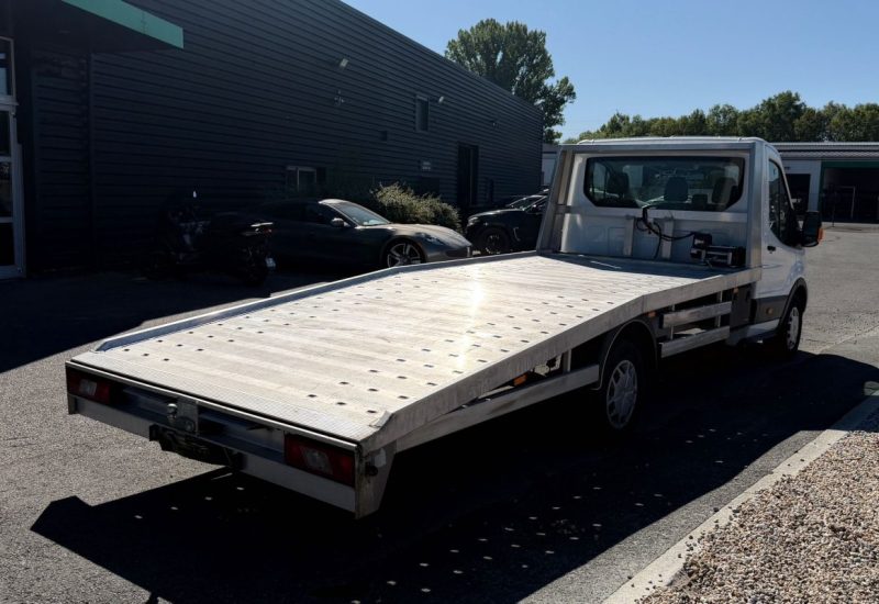 FORD TRANSIT 2.0 TDCI 130CH TREND PORTE VOITURE 