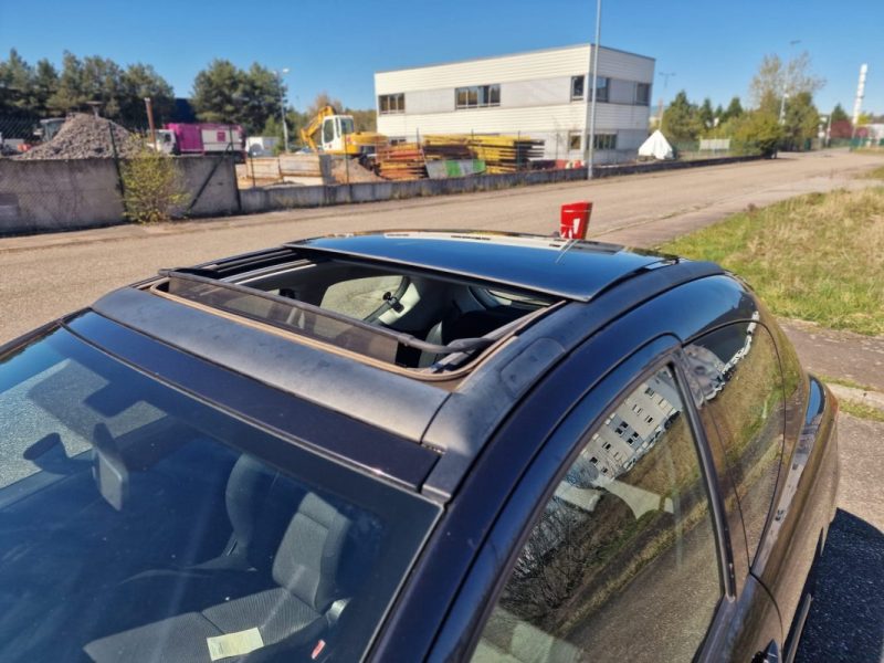 PEUGEOT 207 1.6 HDi 90CV SPORT 