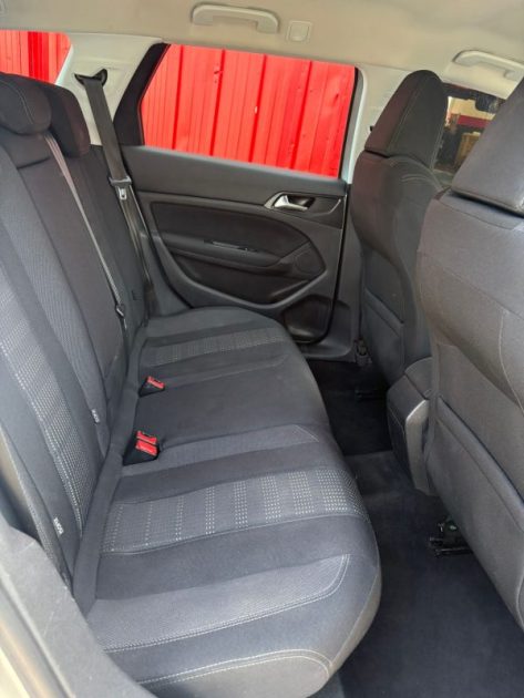 PEUGEOT 308 II 1.2 PURETECH 130CH GT LINE S&S 2015