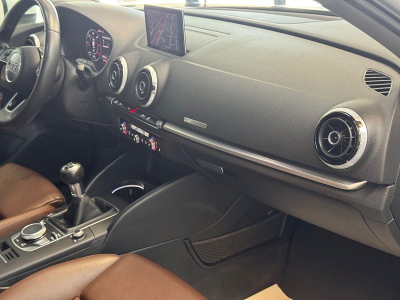 AUDI A3 2.0 TDI 150ch AMBITION LUXE GARANTIE 12 MOIS 2EME HISTORIQUE COMPLET 