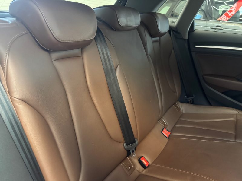AUDI A3 2.0 TDI 150ch AMBITION LUXE GARANTIE 12 MOIS 2EME HISTORIQUE COMPLET 