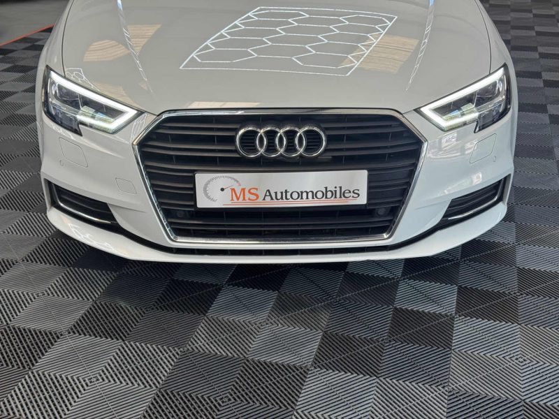 AUDI A3 2.0 TDI 150ch AMBITION LUXE GARANTIE 12 MOIS 2EME HISTORIQUE COMPLET 