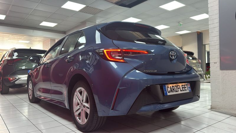 TOYOTA COROLLA BERLINE 122cv DYNAMIC BUSINESS/1 ERE MAIN/TVA RECUPERABLE