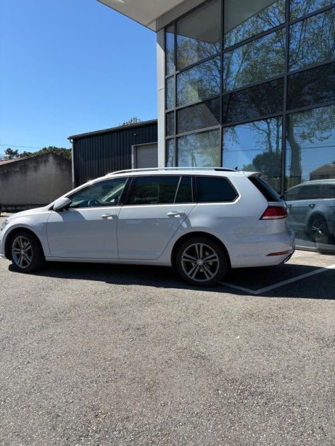 VOLKSWAGEN GOLF VII 1.6 TDI 115CH FAP BLUEMOTION TECHN CONFORTLINE BUSINESS 2017
