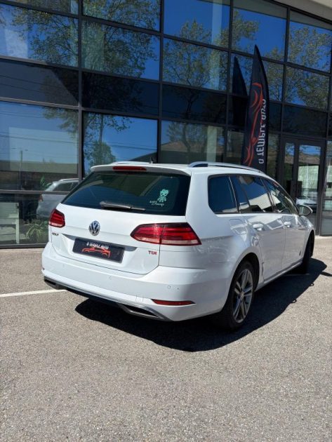 VOLKSWAGEN GOLF VII 1.6 TDI 115CH FAP BLUEMOTION TECHN CONFORTLINE BUSINESS 2017