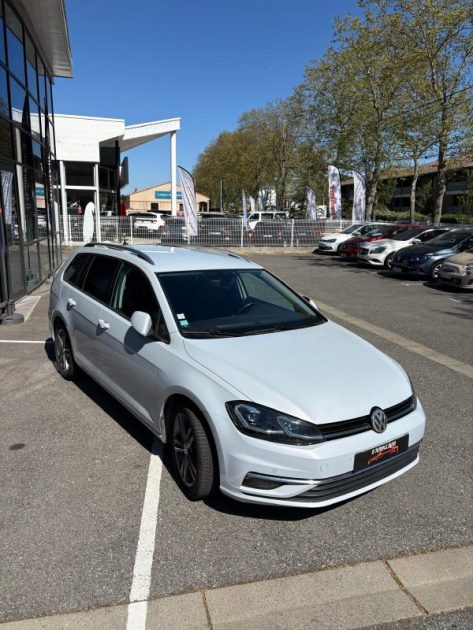 VOLKSWAGEN GOLF VII 1.6 TDI 115CH FAP BLUEMOTION TECHN CONFORTLINE BUSINESS 2017