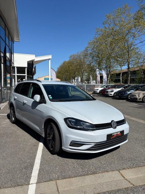 VOLKSWAGEN GOLF VII 1.6 TDI 115CH FAP BLUEMOTION TECHN CONFORTLINE BUSINESS 2017