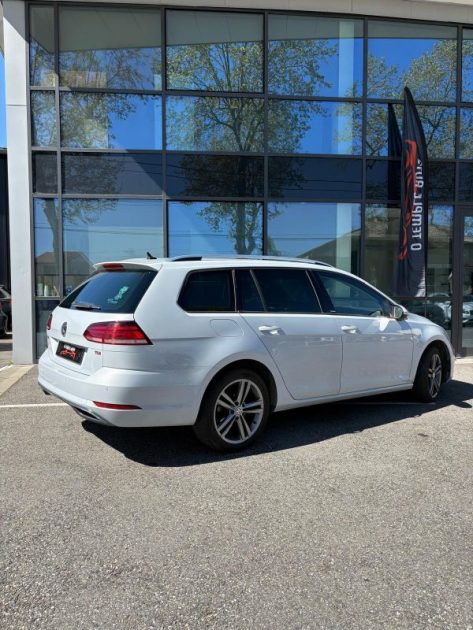 VOLKSWAGEN GOLF VII 1.6 TDI 115CH FAP BLUEMOTION TECHN CONFORTLINE BUSINESS 2017