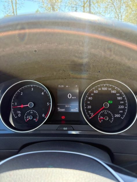 VOLKSWAGEN GOLF VII 1.6 TDI 115CH FAP BLUEMOTION TECHN CONFORTLINE BUSINESS 2017