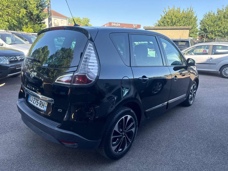 RENAULT SCENIC III 1.5 DCI 110CH ENERGY BOSE  