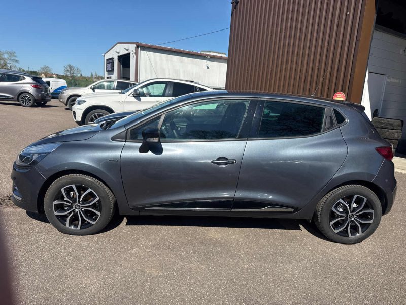 RENAULT CLIO IV 0.9 TCE 90CH LIMITED   / ETAT NEUF / TRES FAIBLE KILOMETRAGE 1430 KMS