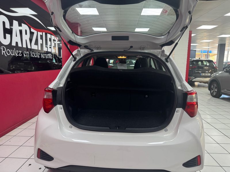 TOYOTA YARIS HYBRIDE 100cv FRANCE BUSINESS/1 ERE MAIN