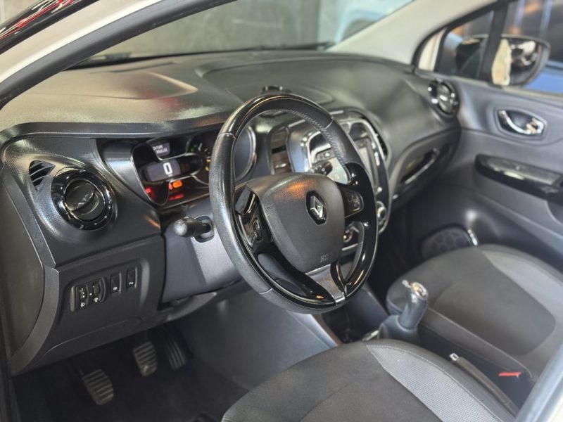 RENAULT CAPTUR 1.5 DCI 90CH STOP&START ENERGY LIFE ECO² 2013