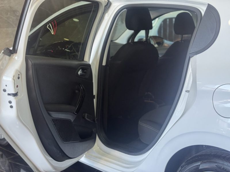 PEUGEOT 208 1.2 PURETECH 82CH ALLURE 5P 2016
