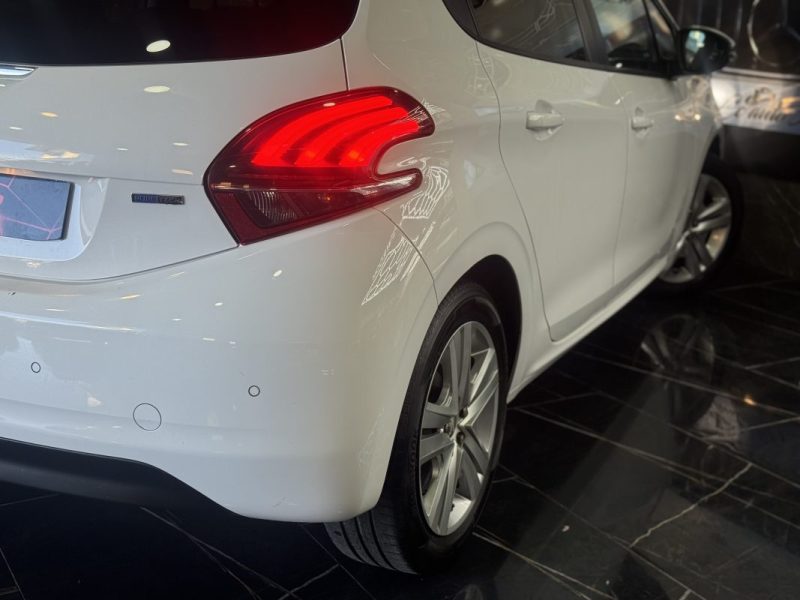 PEUGEOT 208 1.2 PURETECH 82CH ALLURE 5P 2016