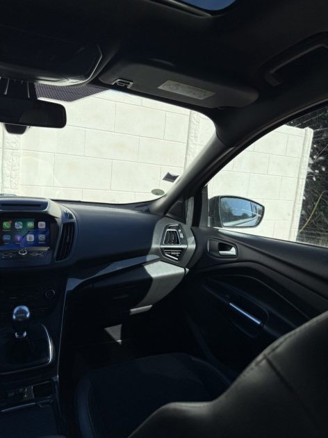 FORD KUGA 2.0tdci 150ch ST LINE Start And Stop 4X2 / CAMÉRA DE RECUL / APPLE CARPLAY / TOIT OUVRANT