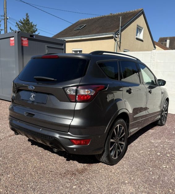 FORD KUGA 2.0tdci 150ch ST LINE Start And Stop 4X2 / CAMÉRA DE RECUL / APPLE CARPLAY / TOIT OUVRANT