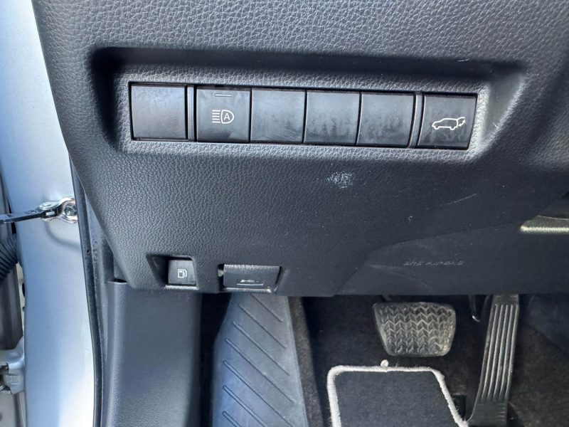 TOYOTA RAV4 HYBRIDE 2WD 2.5I 218CV HYBRID BVA DYNAMIC BEYOND ZERO ACADEMY 2022