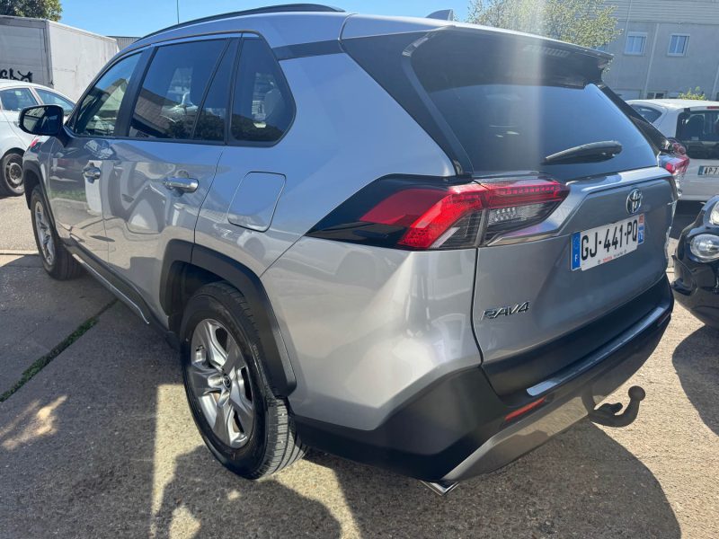 TOYOTA RAV4 HYBRIDE 2WD 2.5I 218CV HYBRID BVA DYNAMIC BEYOND ZERO ACADEMY 2022
