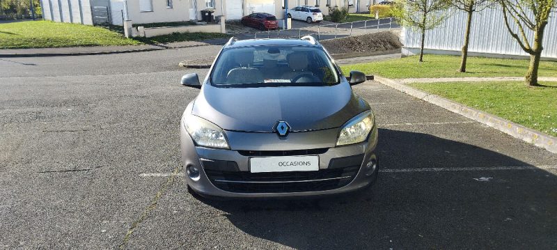 RENAULT MEGANE 3 ESTATE 1.9 DCI 130 CV 2010 110 KM PROPRE
