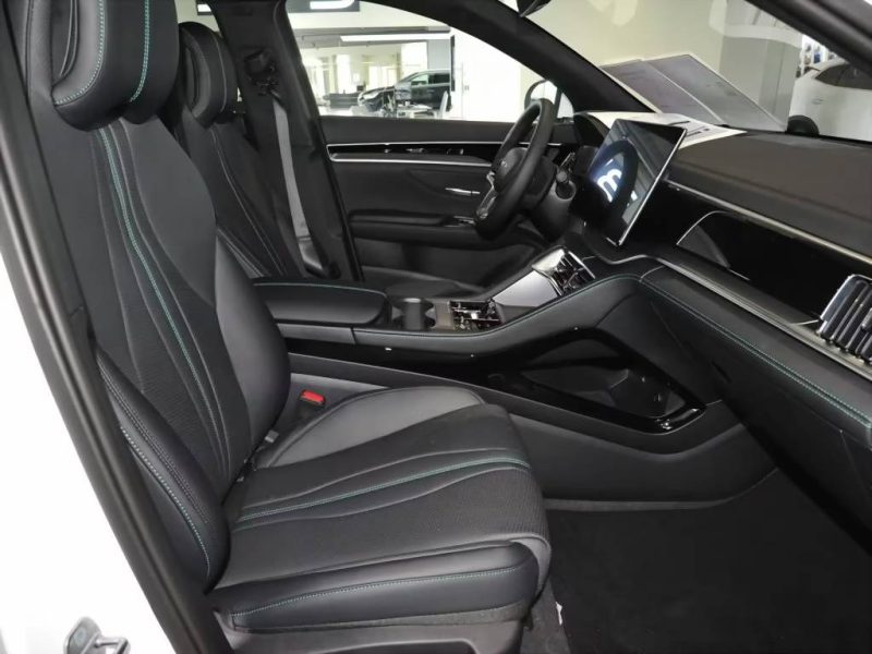 🔥 BYD SEAL U DM-i 324ch / Toit panoramique / HUD / Caméra 360° / Design