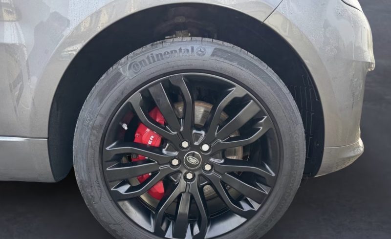 Range Rover Sport SVR 5.0 V8 525ch / Attelage électrique / Matrix LED / Suspension pneumatique