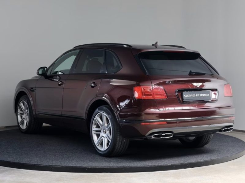 BENTLEY BENTAYGA V8 550ch / Blackline / Toit panoramique / Night Vision