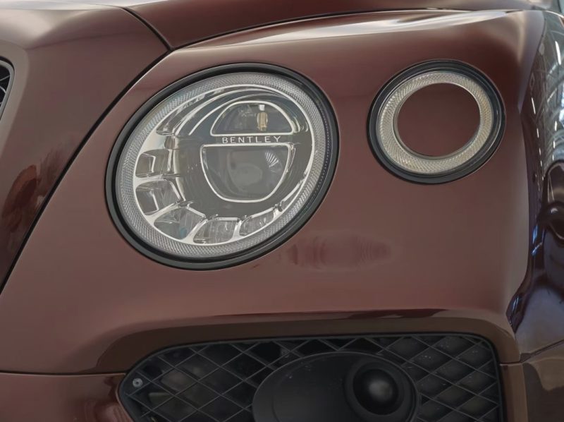 BENTLEY BENTAYGA V8 550ch / Blackline / Toit panoramique / Night Vision