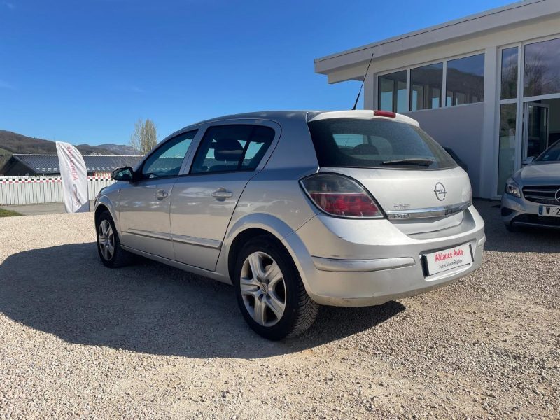 OPEL Astra - 90ch essence 