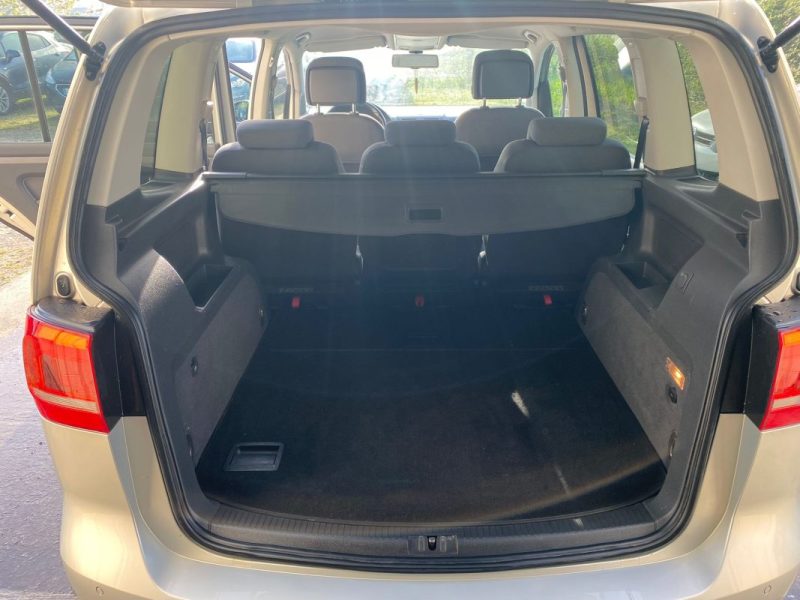 VOLKSWAGEN TOURAN 1.6 TDI 105CH CONFORTLINE BOITE 6 / GARANTIE