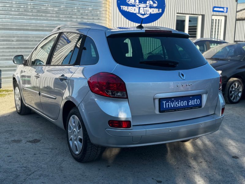 RENAULT CLIO 1.2 16V 101CH GRANDTOUR 2010